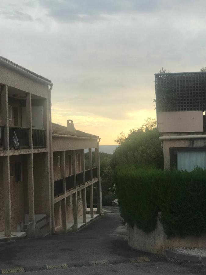 Studio 2 Adultes 2 Enfants Sanary Sur Mer A 800M De La Mer Dış mekan fotoğraf